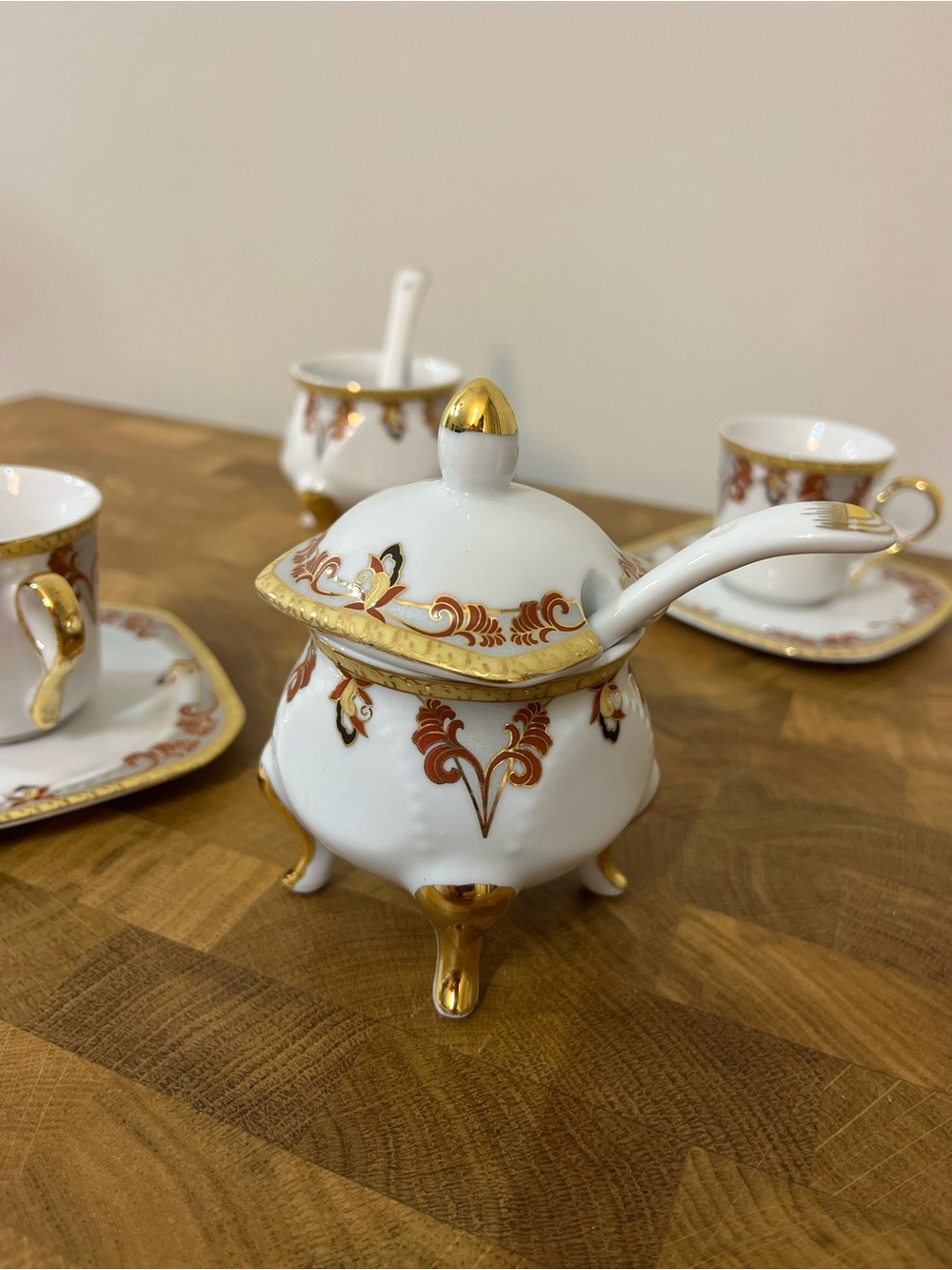 Elegant 24K Gold Trim Porcelain Tea Set with Red Accents - Picture 12 of 14